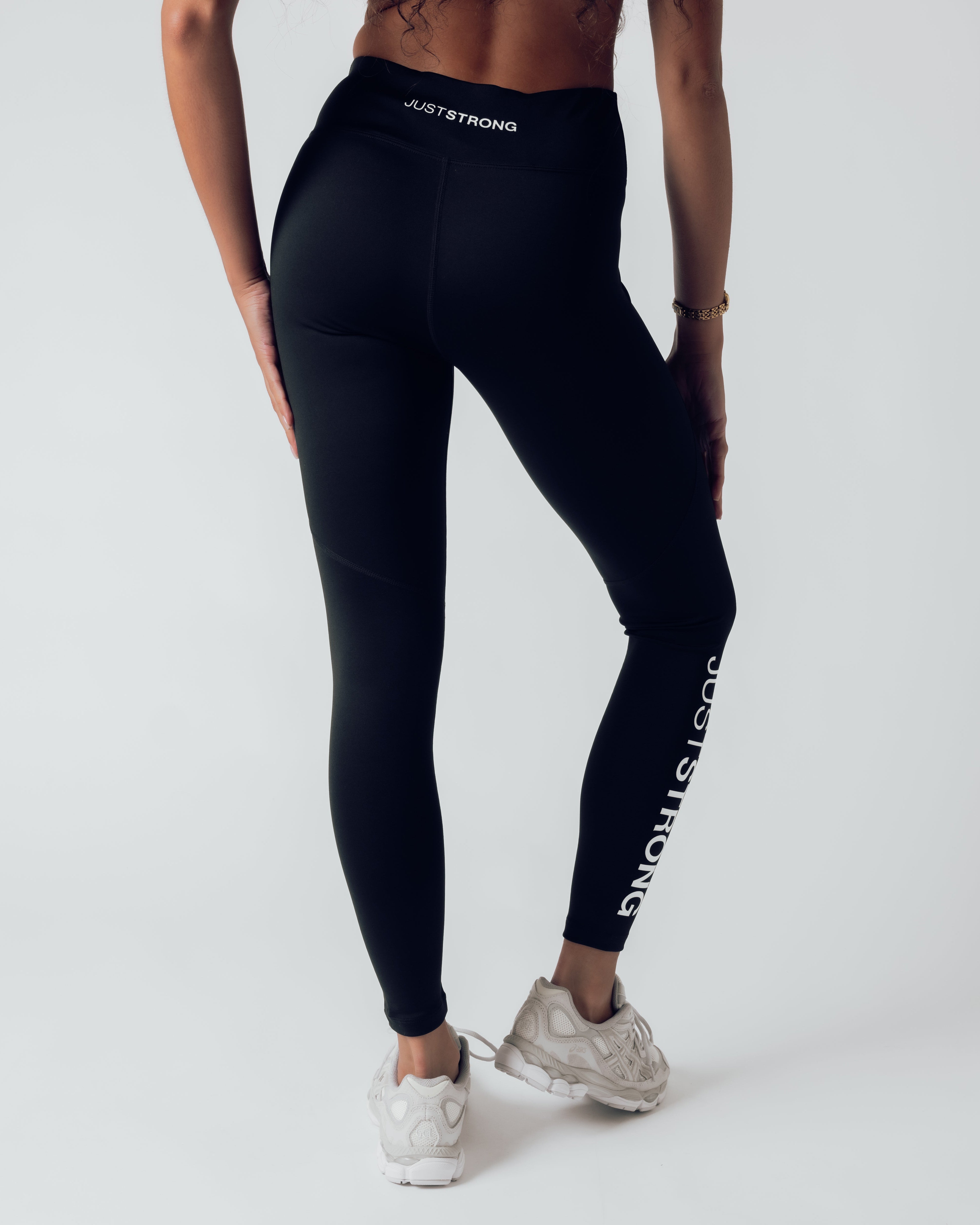 Motion Essential Leggings - Black Onyx