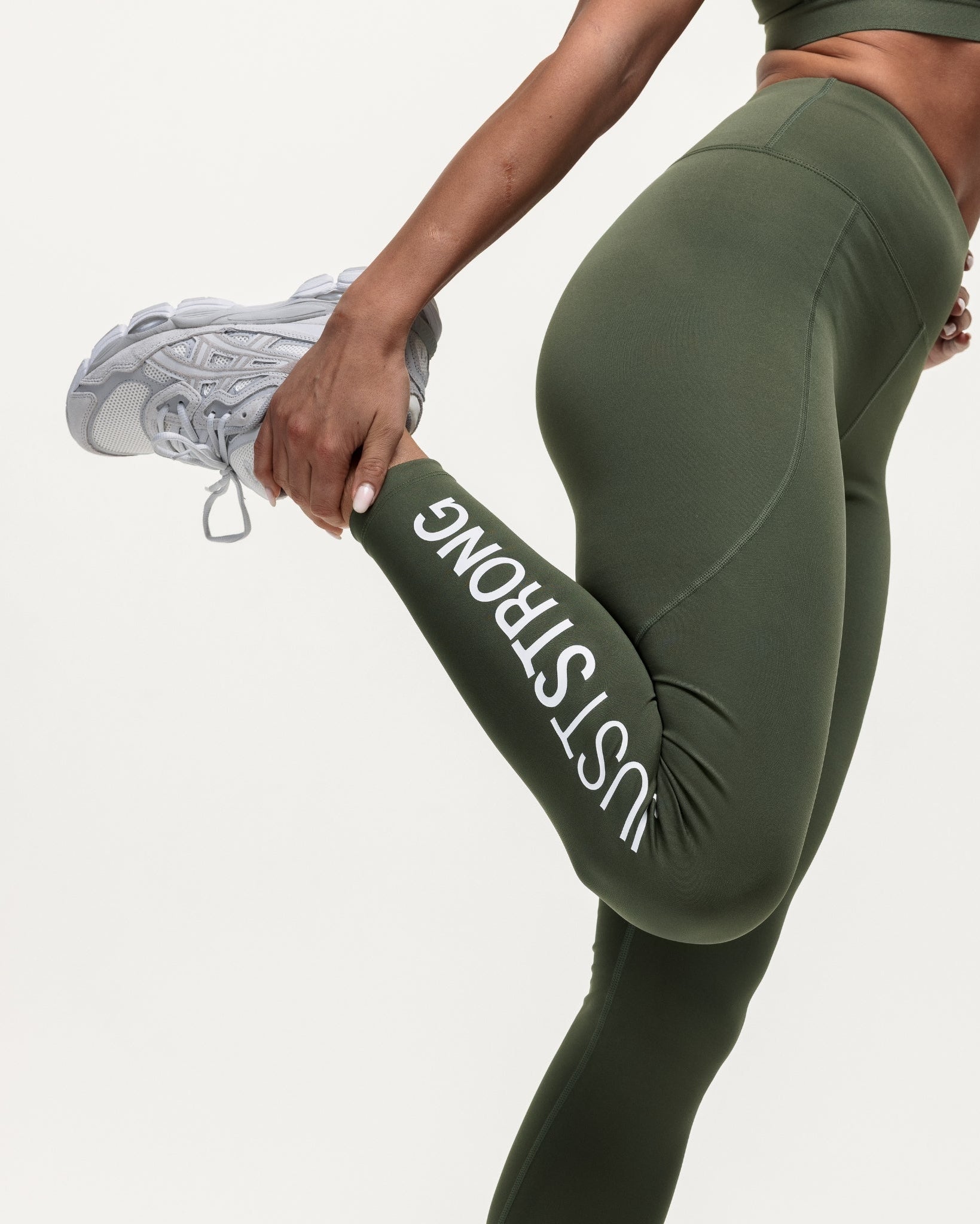 Motion Essential Leggings - Khaki