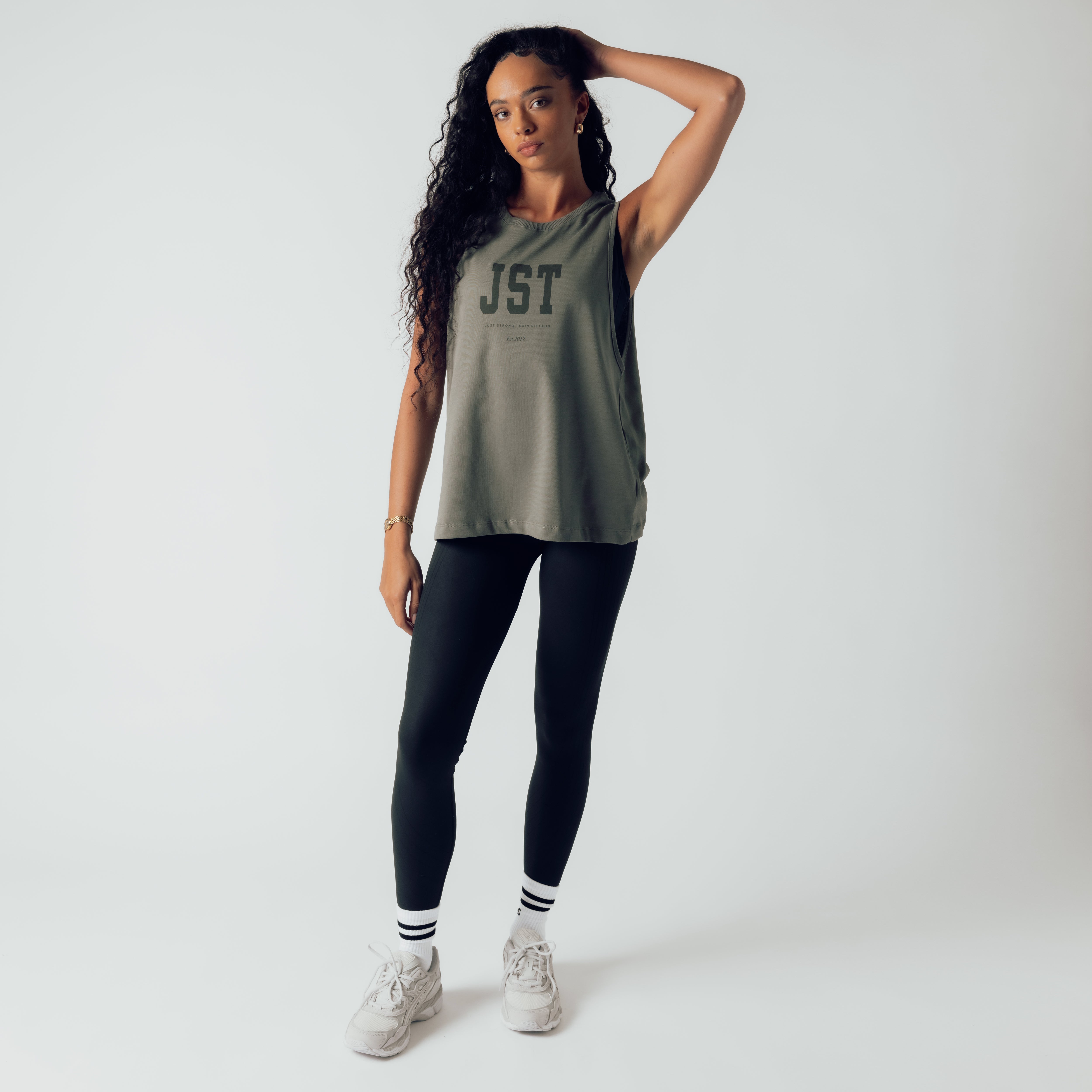 Training Club Drop Arm Tank - Washed Olive